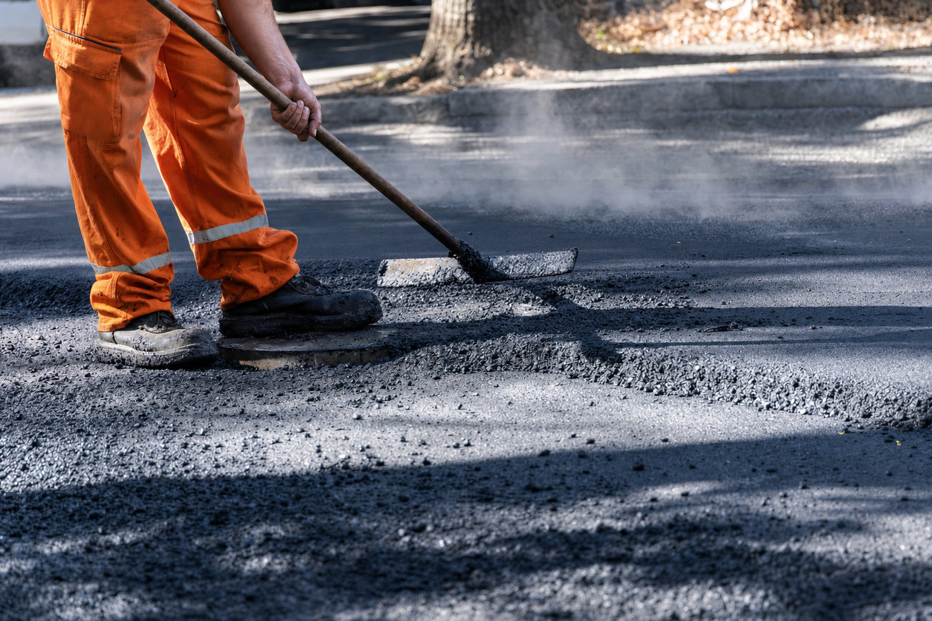Asphalt paving